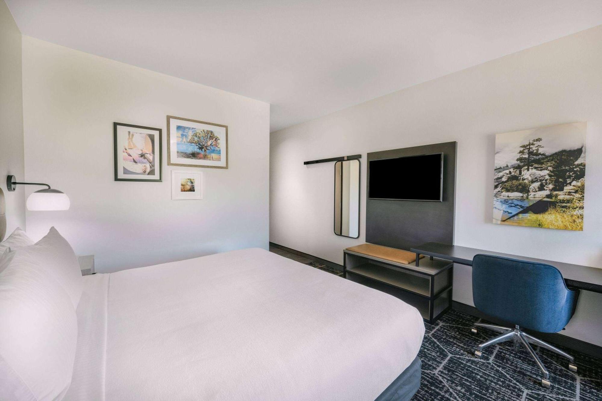 La Quinta Inn & Suites By Wyndham Yucaipa Екстериор снимка