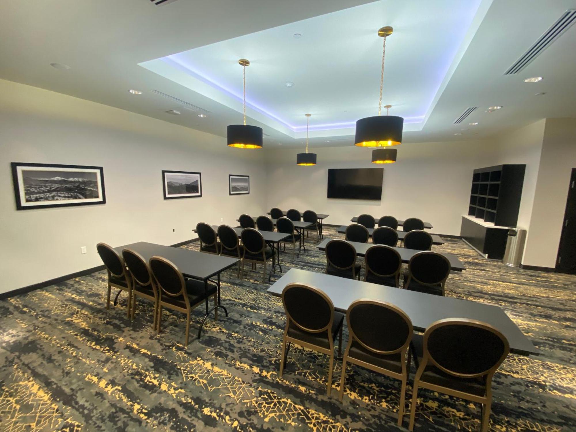 La Quinta Inn & Suites By Wyndham Yucaipa Екстериор снимка