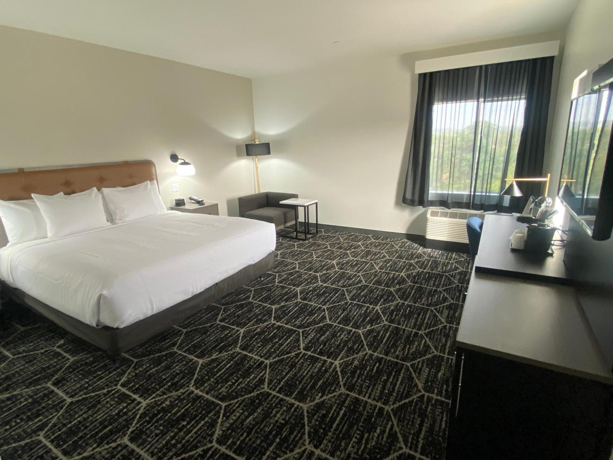 La Quinta Inn & Suites By Wyndham Yucaipa Екстериор снимка